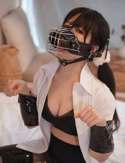 羽月希在线授乳月希喂奶