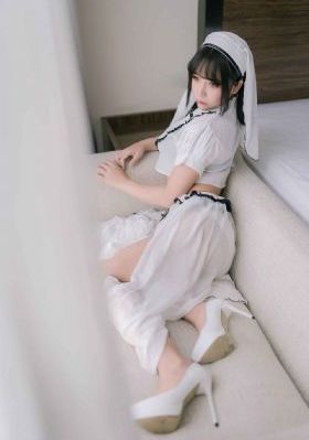 荣蓉个人简历