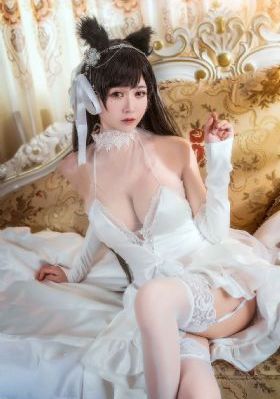 善良的女秘书的目地